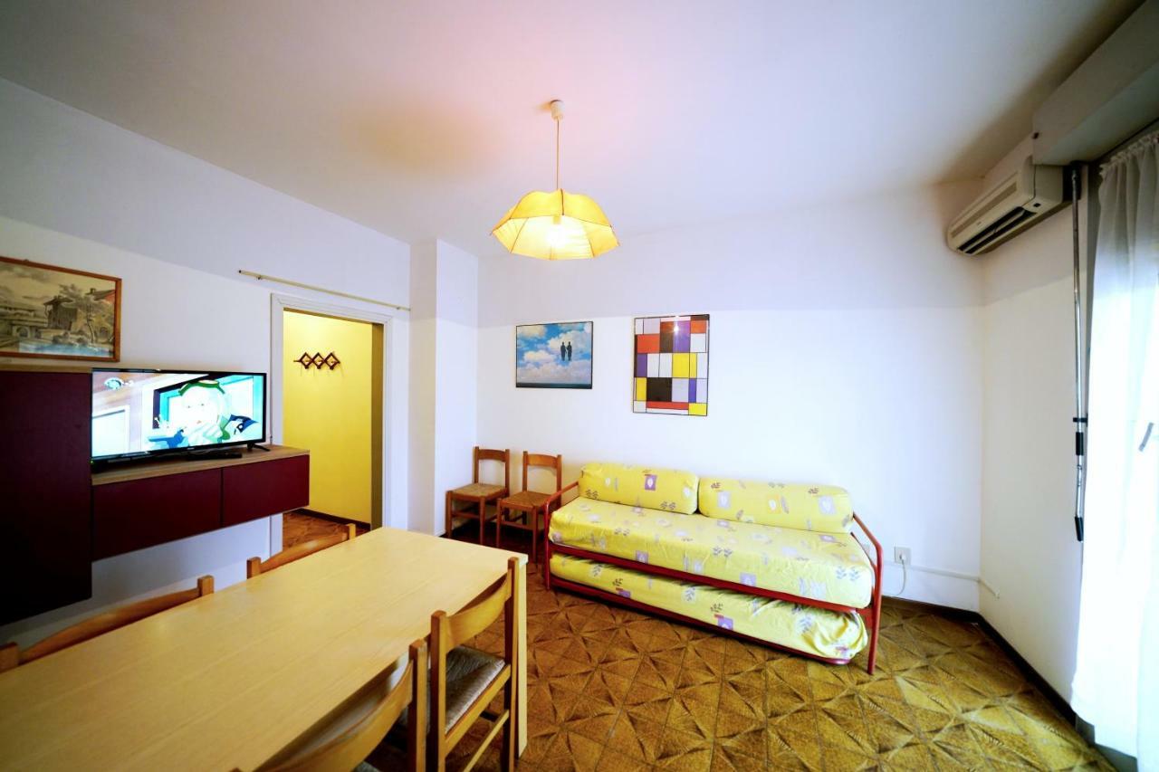 Residence 3 D Lido di Spina Quarto foto